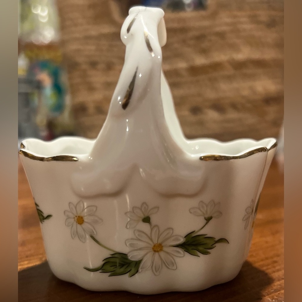 VTG LEFTON Japan #02672 Porcelain DAISY Basket of the Month JUNE 1960s